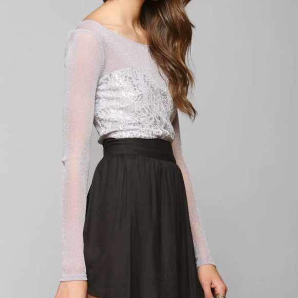 UO KIMCHI BLUE XS Limelight Lilac Sheer Lace Top XS - Picture 3 of 5